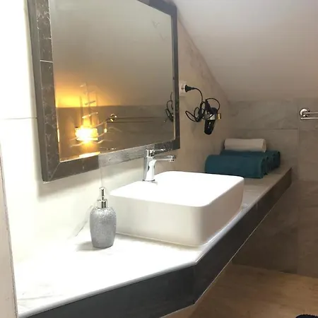 Duplex Eleonora *